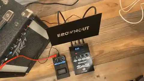 MIDI keyboard with Brownout and guitar pedal