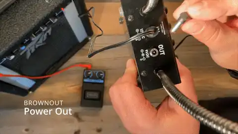 Plugging in Brownout to guitar pedal